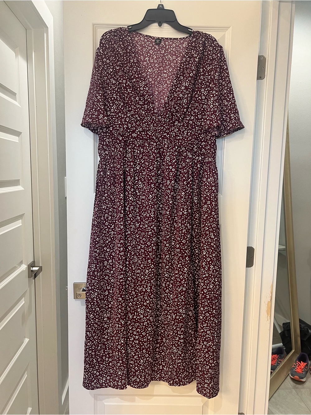 SHEIN Curve 2XL Burgundy Floral V-Neck Flutter Sleeve Long Dress